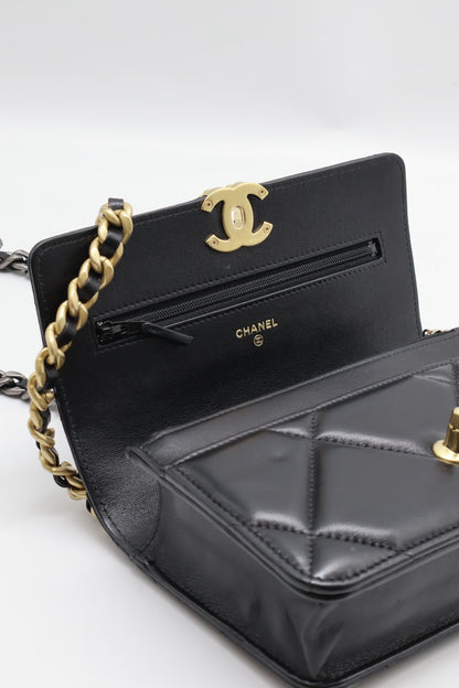 CHANEL 19 經典菱格紋雙色鍊WOC - 黑金