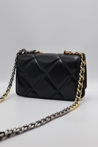 CHANEL 19 經典菱格紋雙色鍊WOC - 黑金