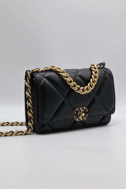 CHANEL 19 經典菱格紋雙色鍊WOC - 黑金