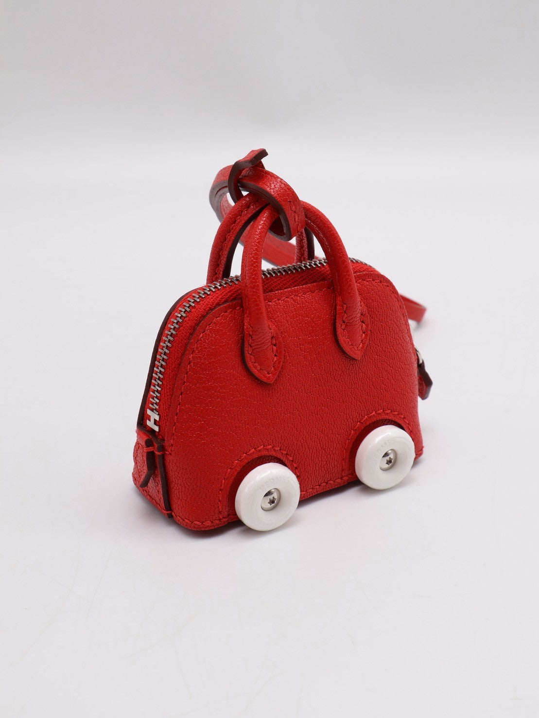 HERMES Bolide on wheels charm - 心紅色 B