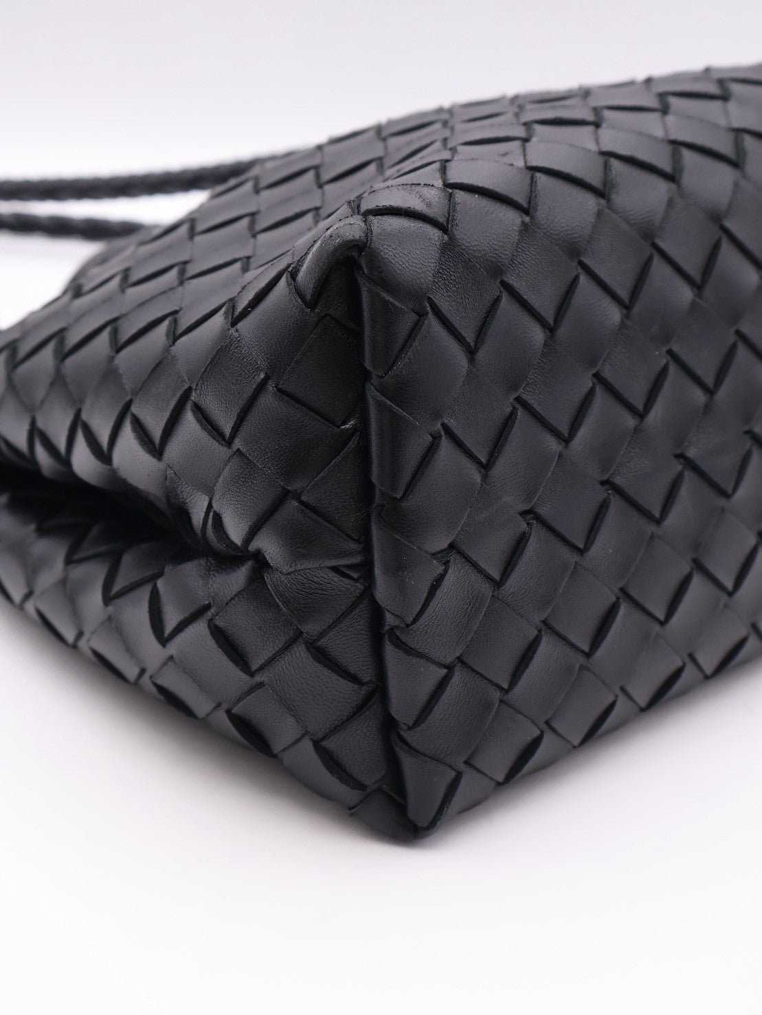 BOTTEGA VENETA Andiamo編織單肩包 - 中號黑金