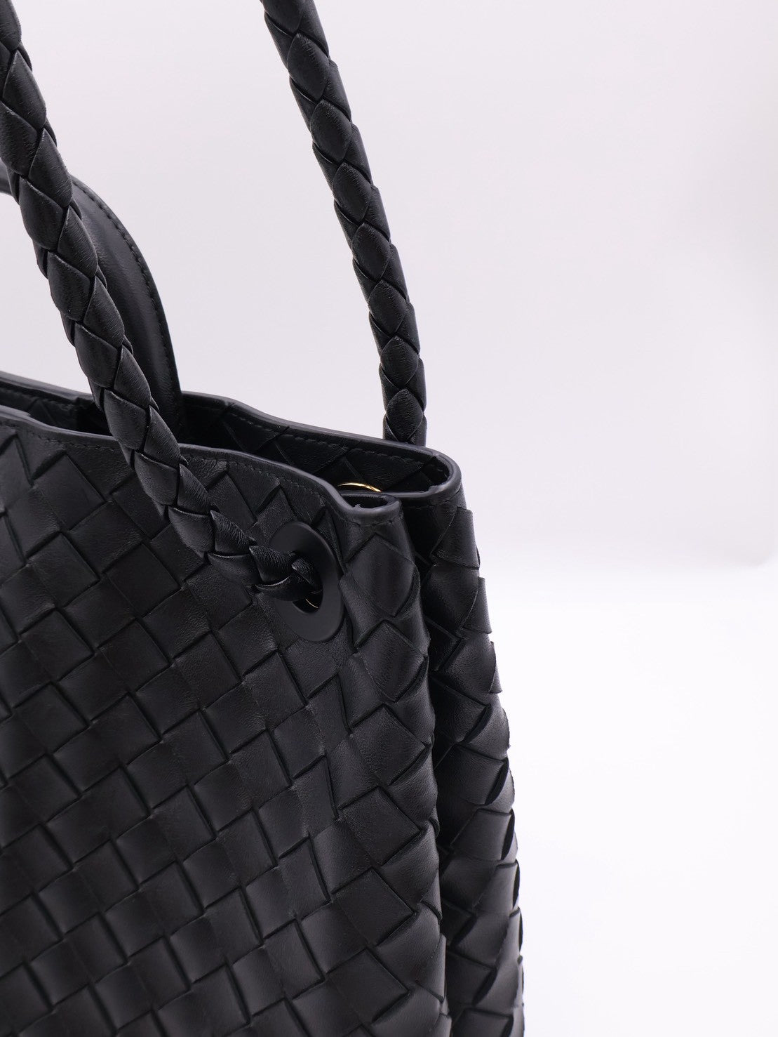 BOTTEGA VENETA Andiamo編織單肩包 - 中號黑金