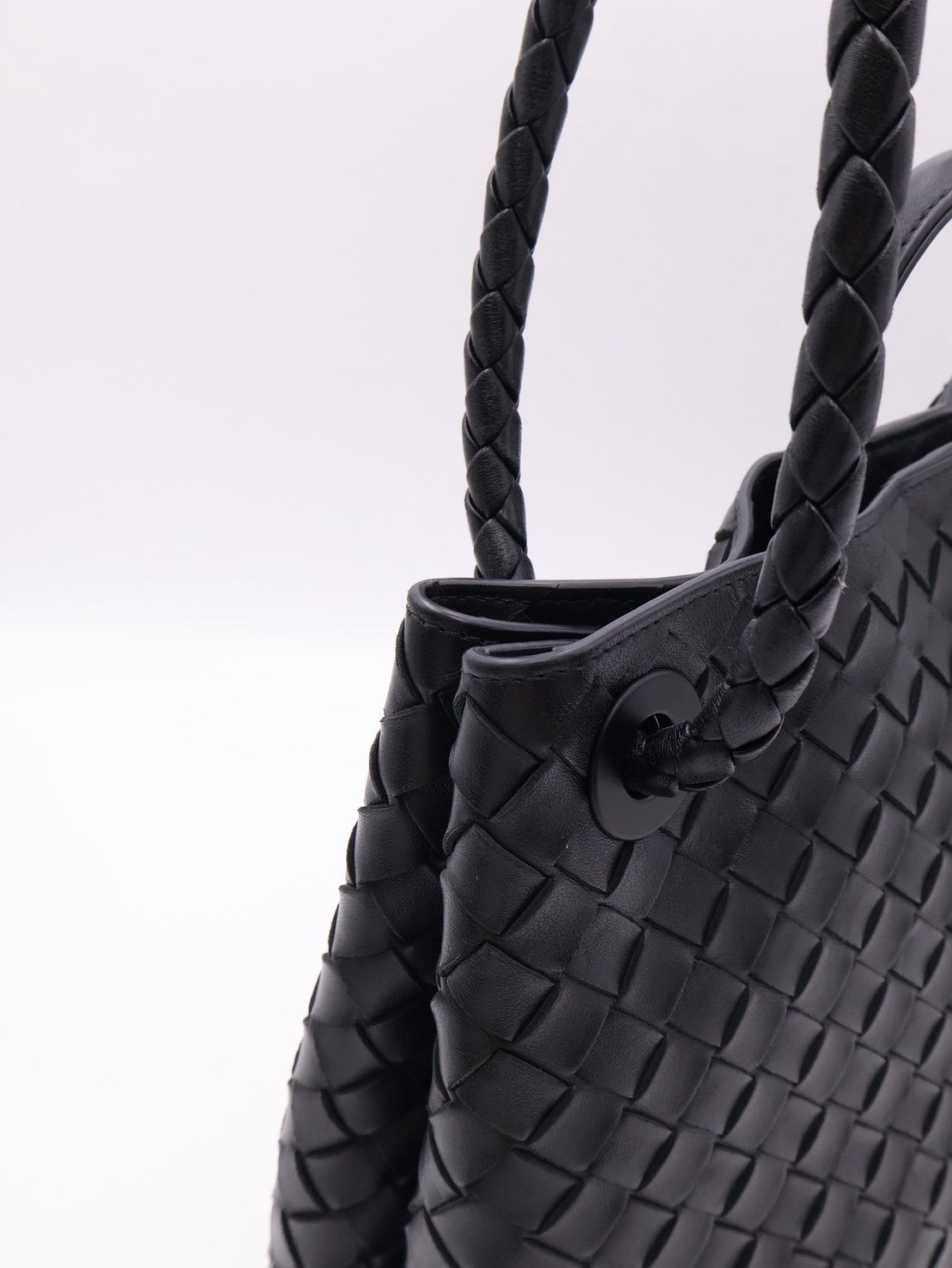 BOTTEGA VENETA Andiamo編織單肩包 - 中號黑金