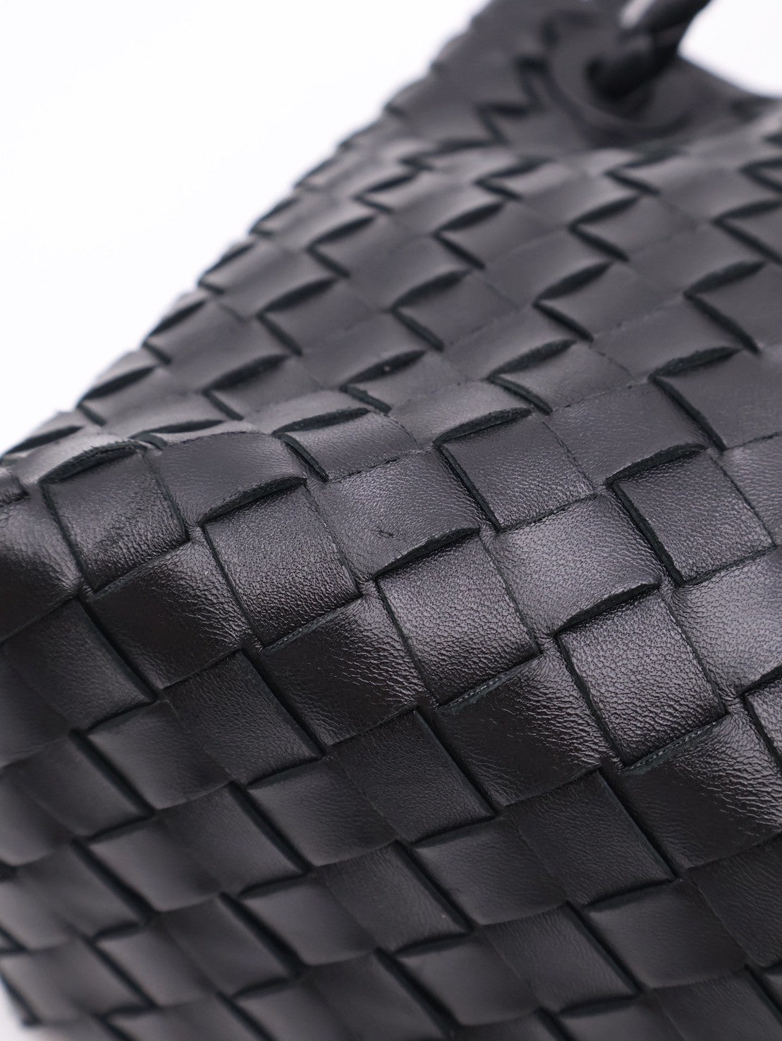 BOTTEGA VENETA Andiamo編織單肩包 - 中號黑金