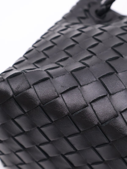 BOTTEGA VENETA Andiamo編織單肩包 - 中號黑金