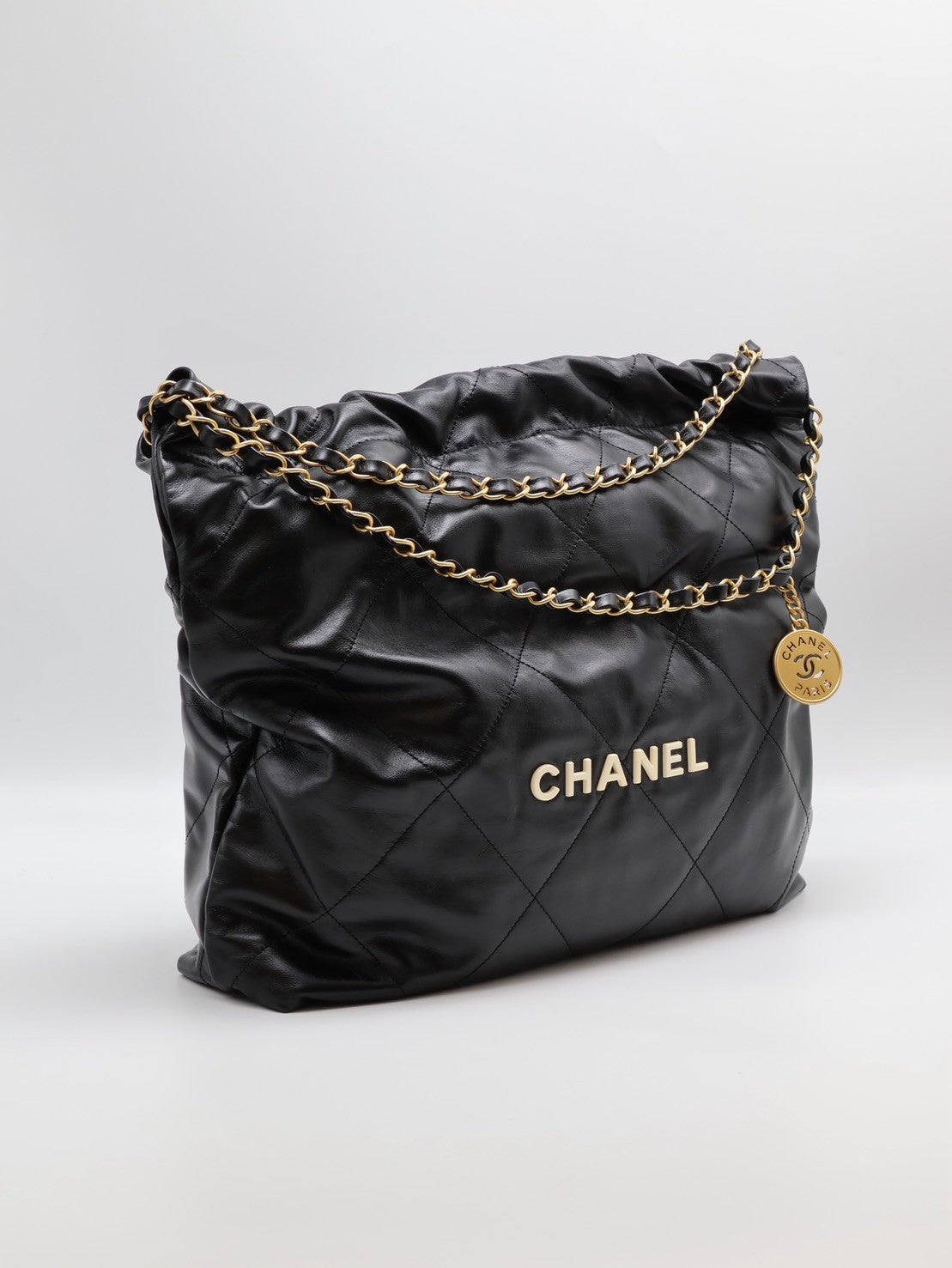 CHANEL 22 Bag - 中號白字黑金