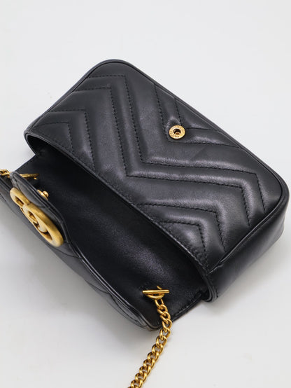 GUCCI Marmont Matelasse斜背包 - 16超迷你黑金