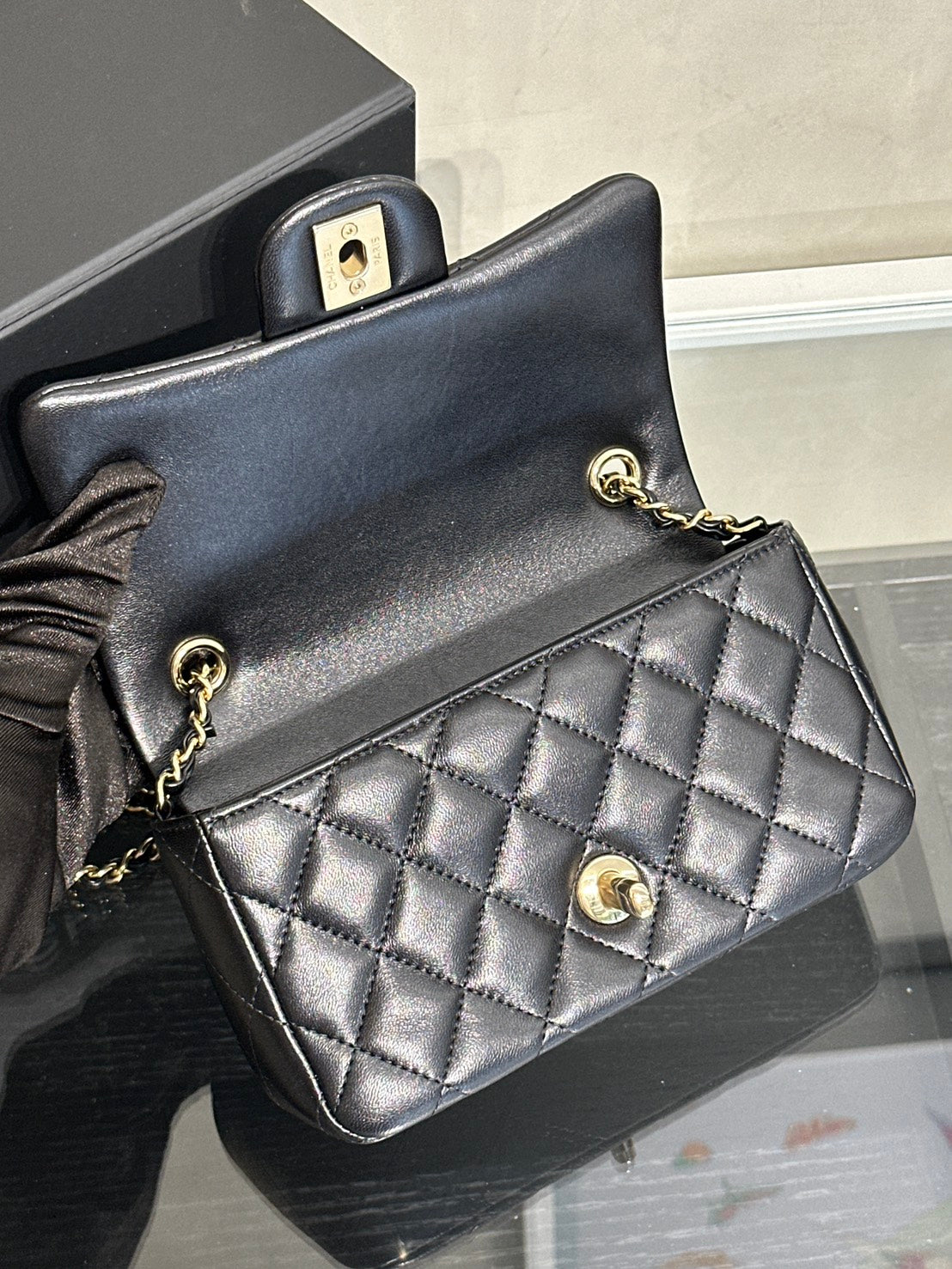CHANEL 經典口蓋包Mini CF18 - 黑金