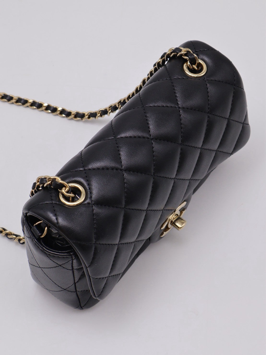 CHANEL 經典口蓋包Mini CF18 - 黑金