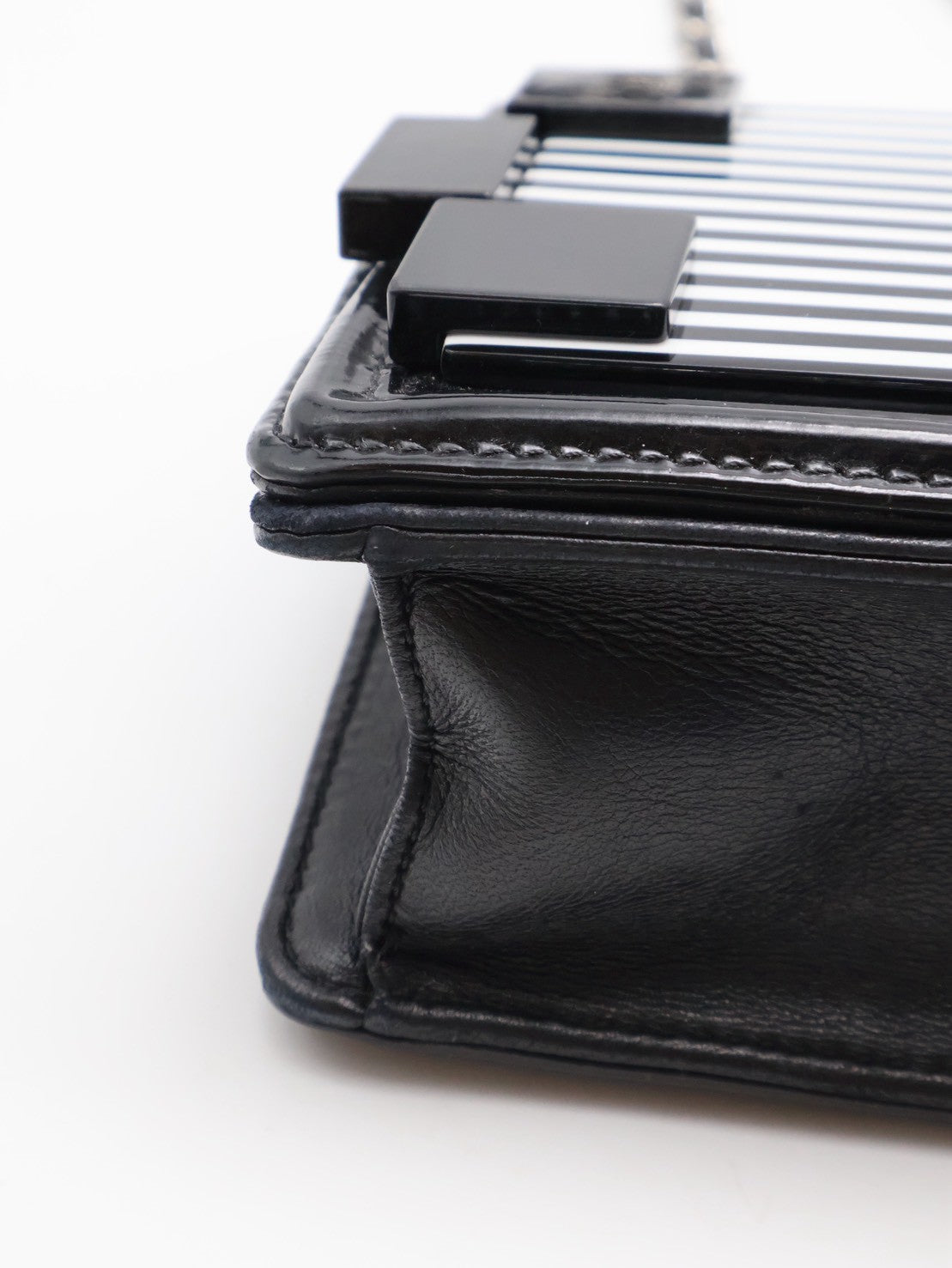 CHANEL 漆皮積木包 - 黑白19開
