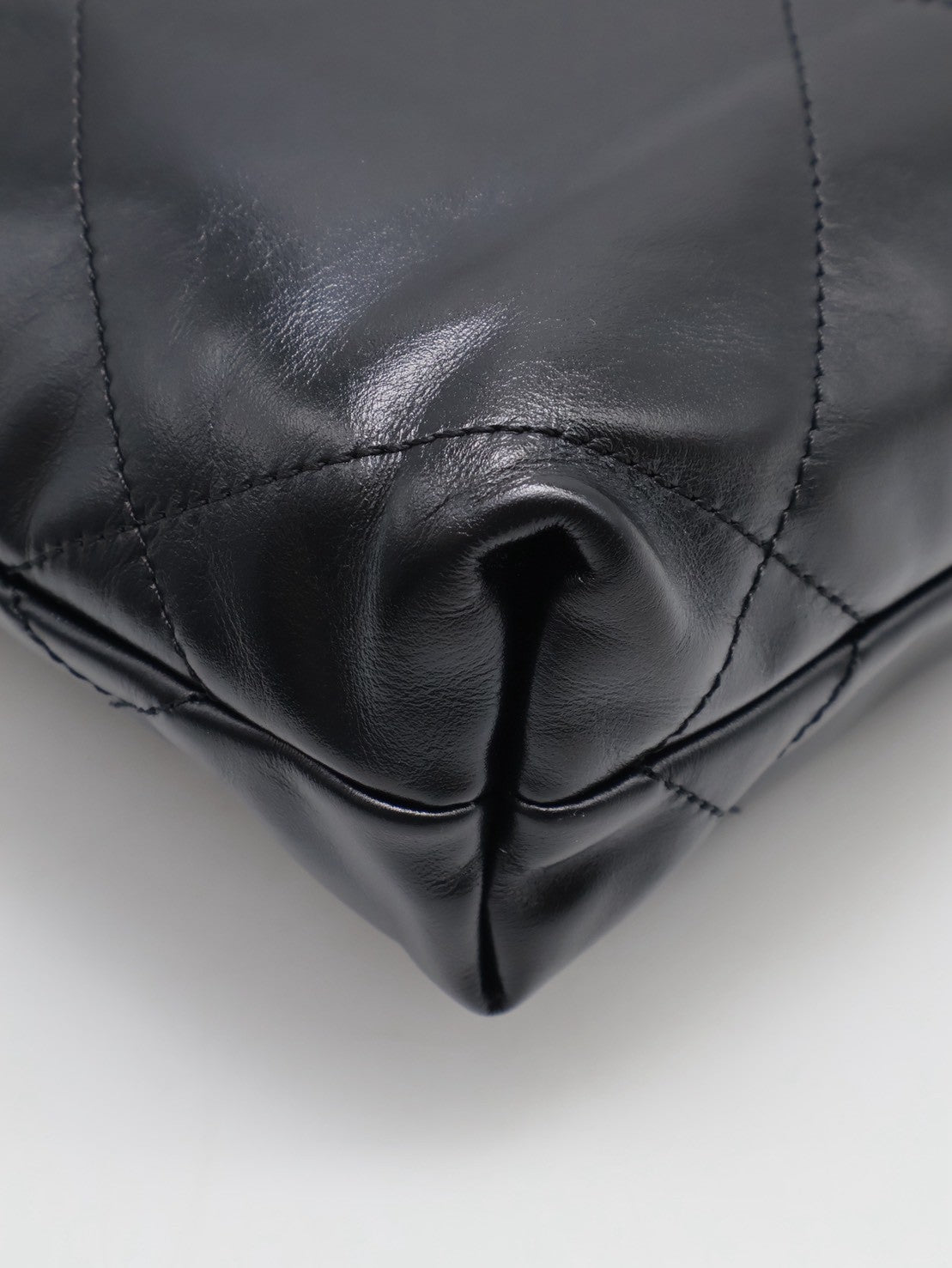 CHANEL 22 Mini Bag 珍珠雙C鍊 - 黑金