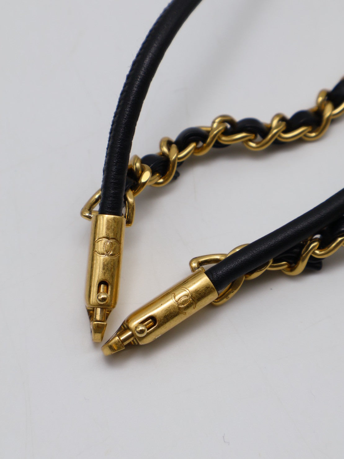CHANEL 22 Mini Bag 珍珠雙C鍊 - 黑金