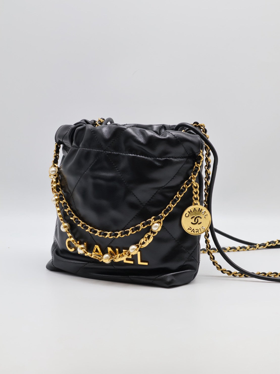 CHANEL 22 Mini Bag 珍珠雙C鍊 - 黑金