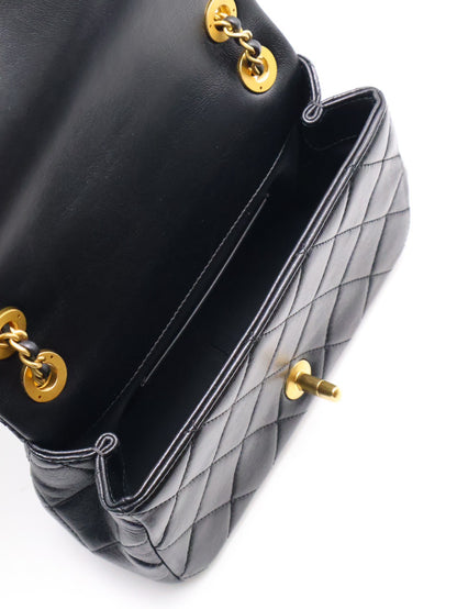 CHANEL 24P 19 菱格紋口蓋包 - 黑金