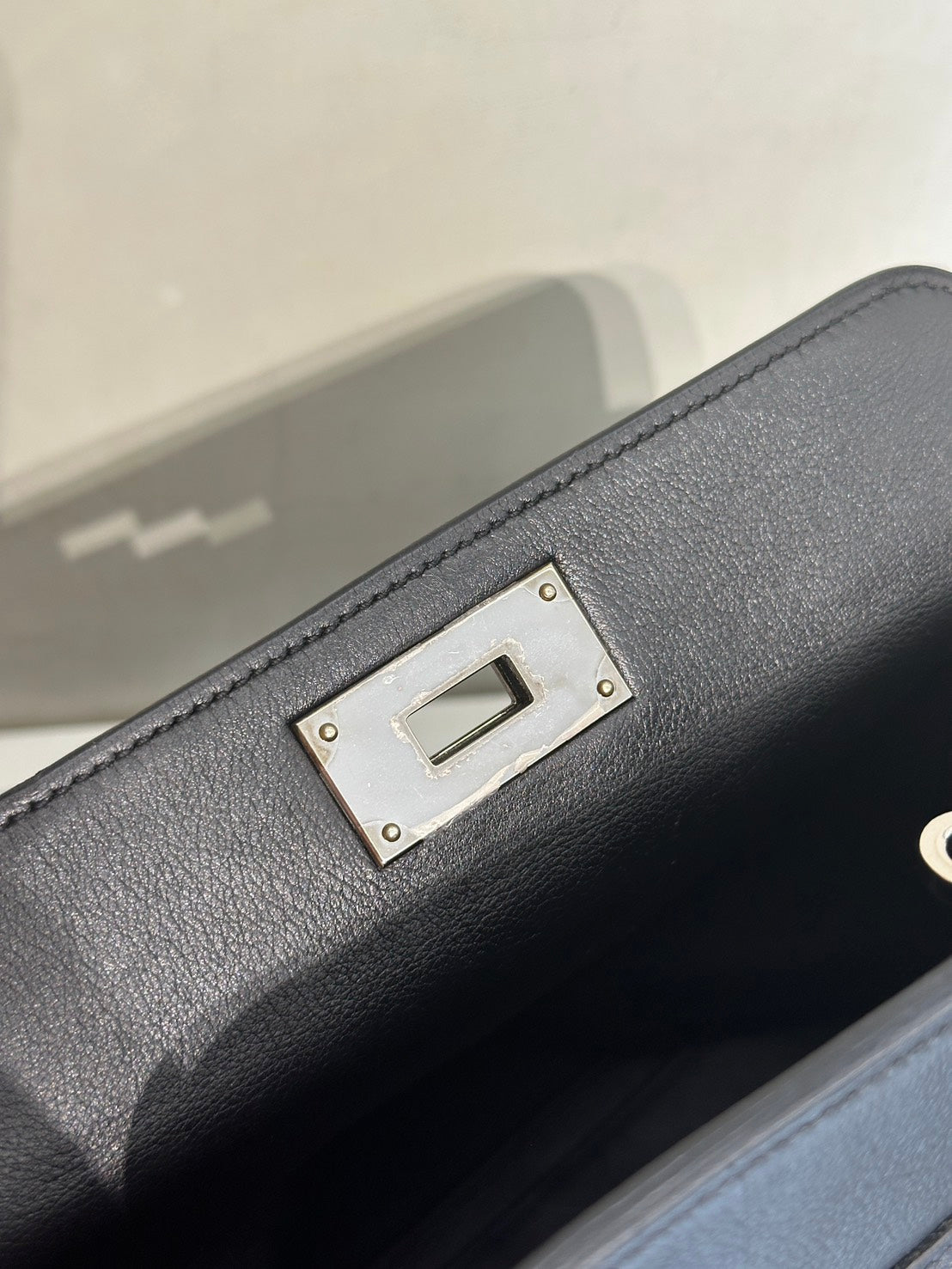 HERMES Toolbox牛奶盒子 20 - Noir 89 黑銀 🄺