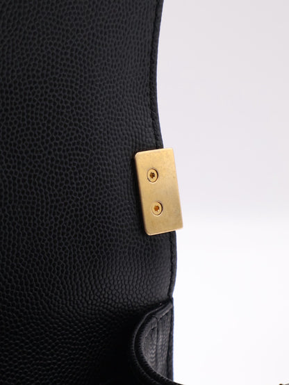 CHANEL Boy20 粒面牛皮口蓋包 - 黑金