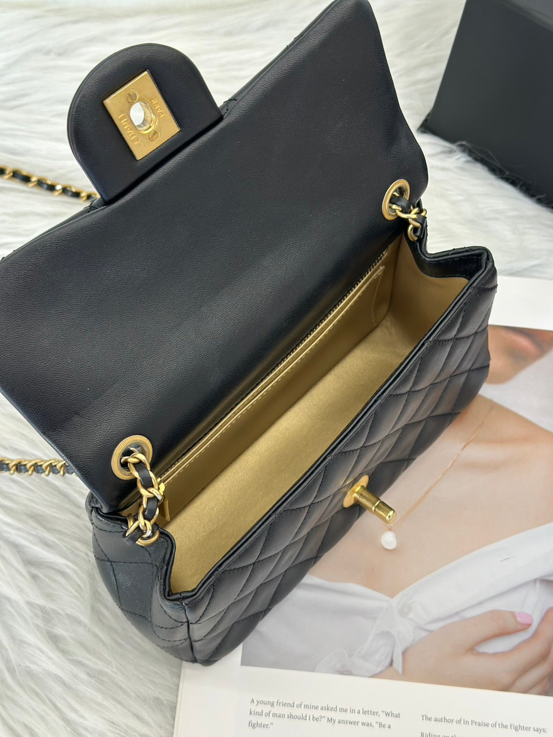 CHANEL 經典口蓋包 Mini CF20 - 金球黑金