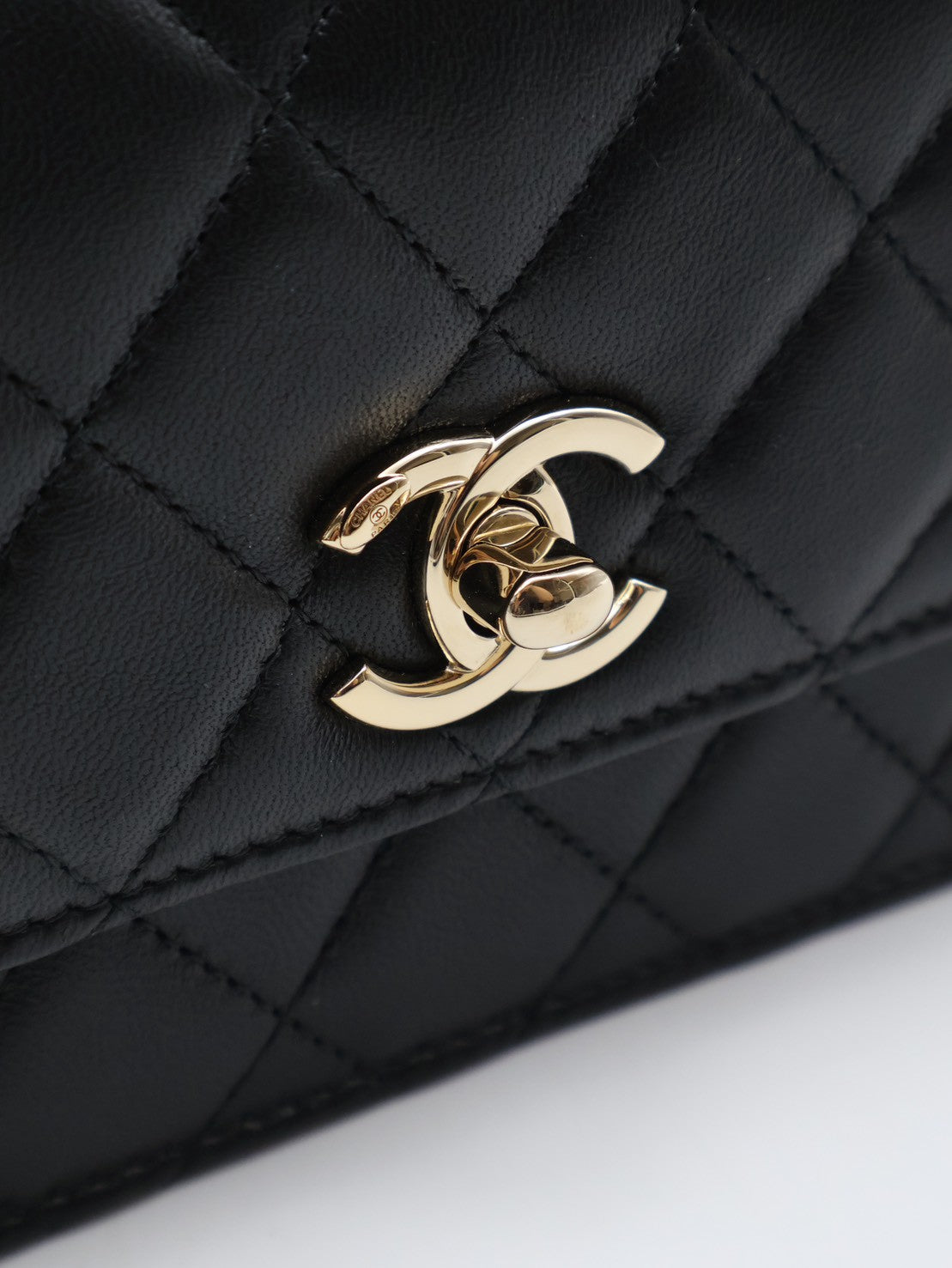 CHANEL Handle Trendy WOC - 黑金