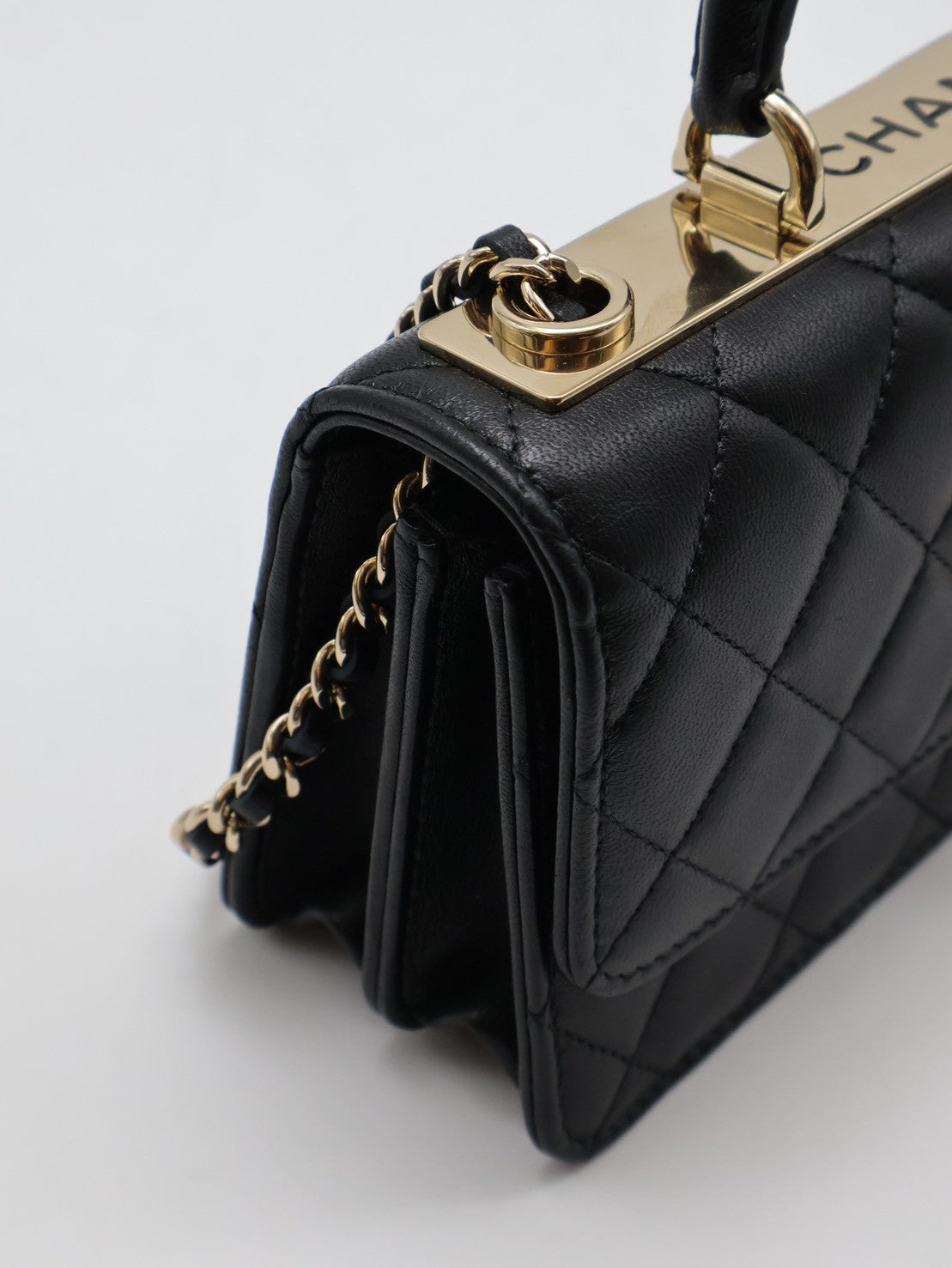 CHANEL Handle Trendy WOC - 黑金