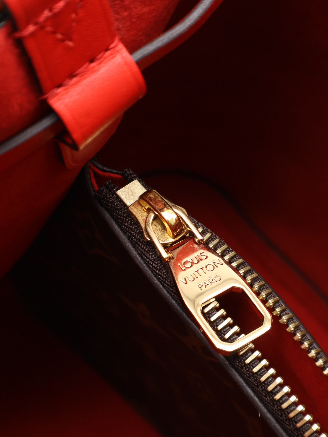 LOUIS VUITTON Neonoe水桶包 - MM紅