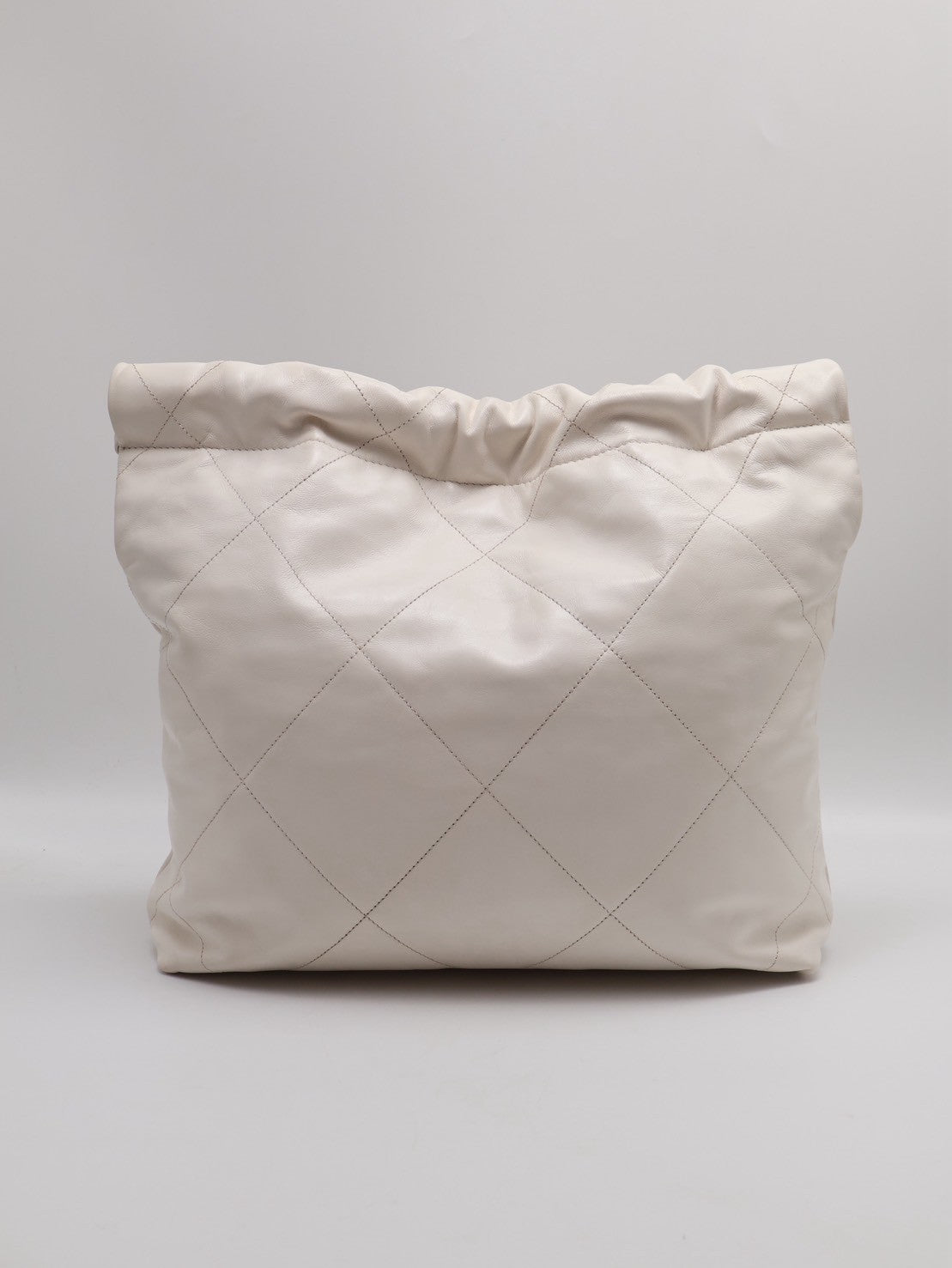 CHANEL 22 Bag - 小號白金