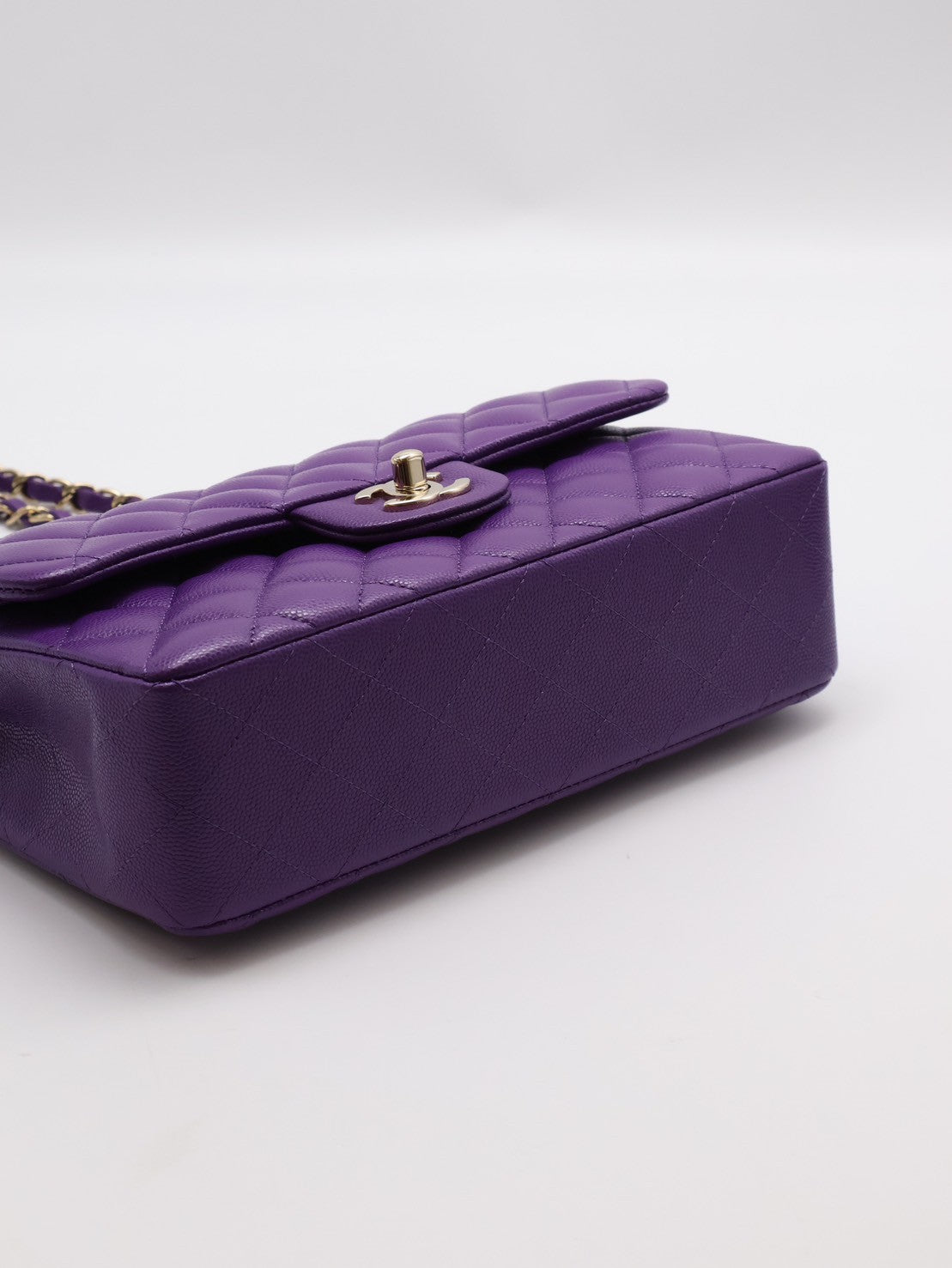 CHANEL 經典口蓋包 CF23 - 粒面牛皮夢幻紫金