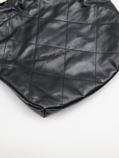 CHANEL 22 Bag - 小號白字黑金