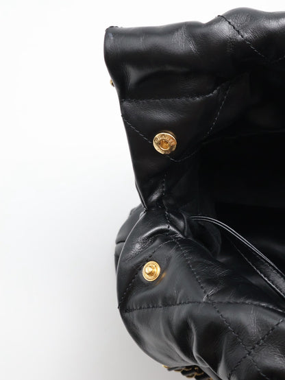 CHANEL 22 Bag - 小號白字黑金