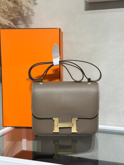 HERMES Constance 24 - Etoupe 18 大象灰金 Z