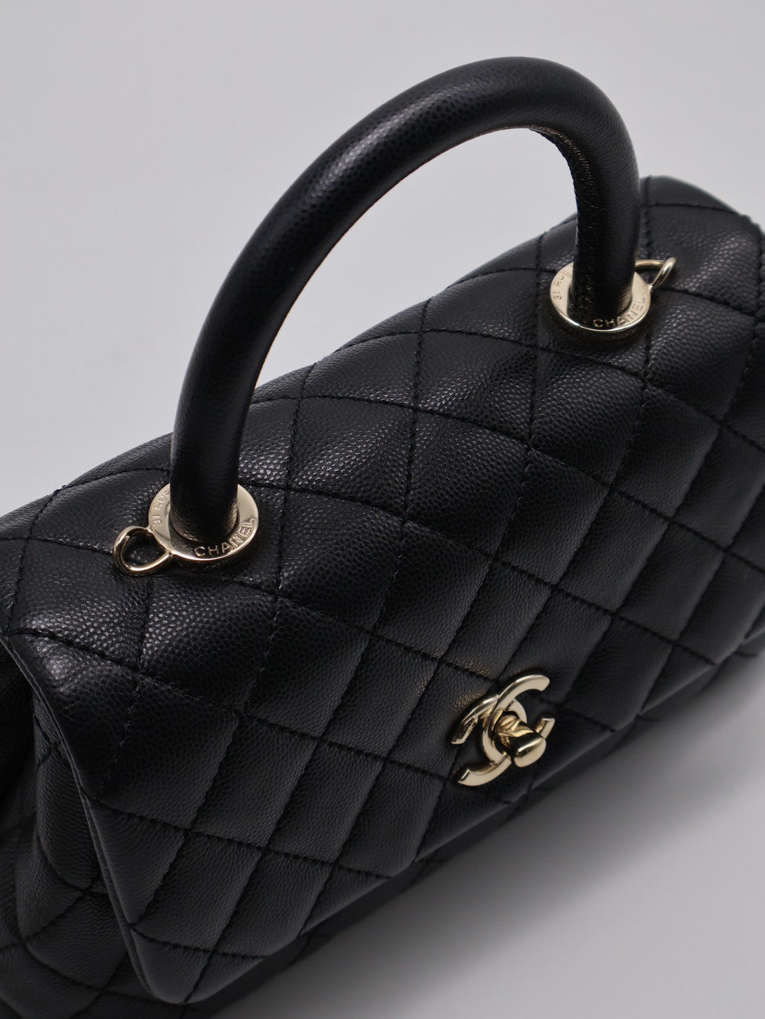 CHANEL Coco handle - 小號黑金30開