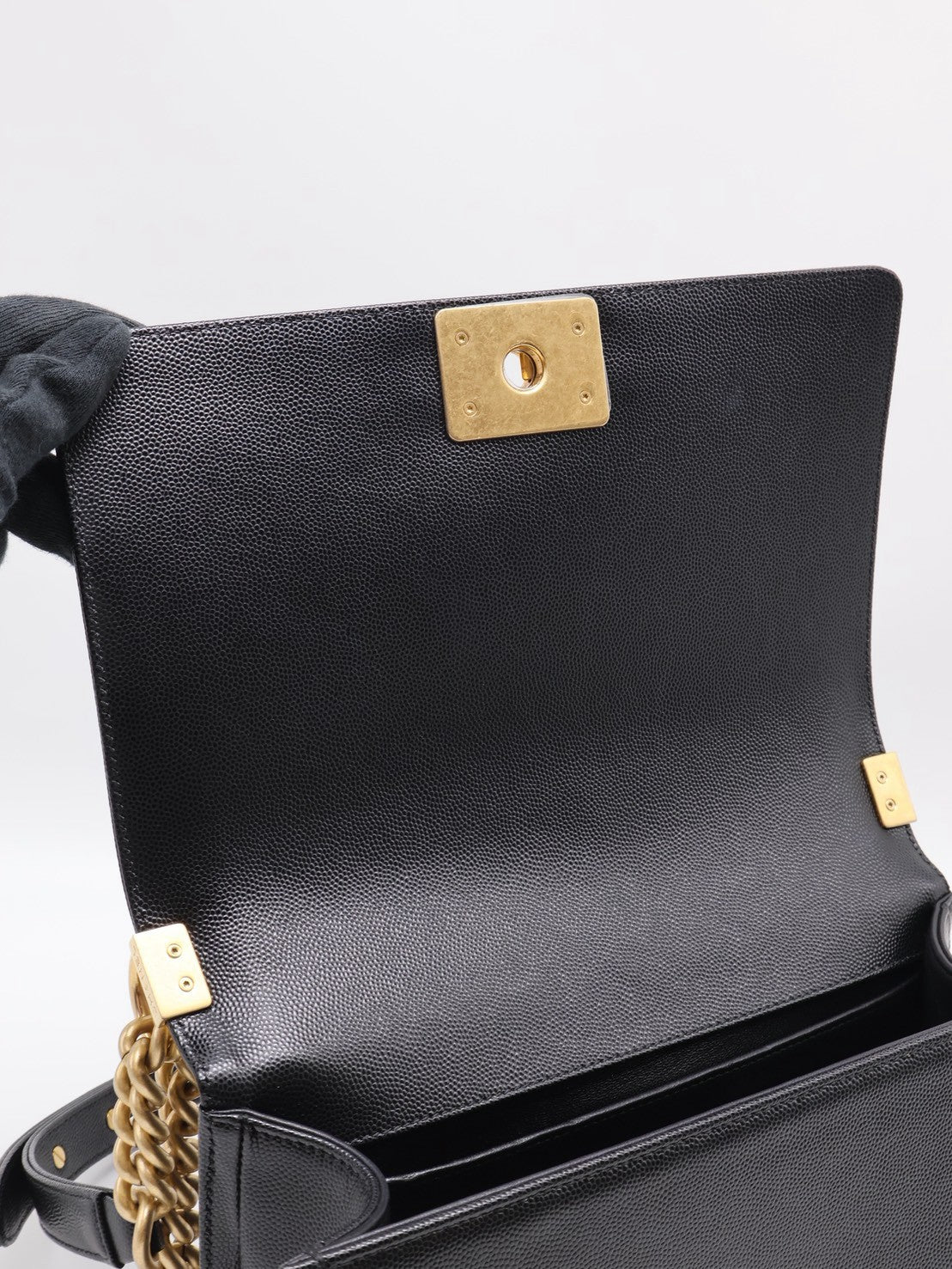 CHANEL Boy25 粒面牛皮口蓋包 - 黑金