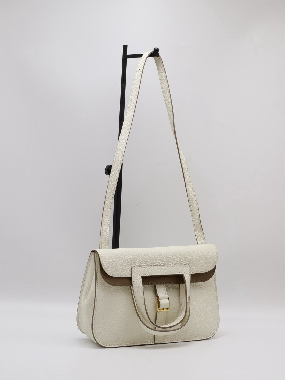 HERMES Halzan 25 - Mushroom/Beige De Weimar 蘑菇白/威瑪犬米金 B