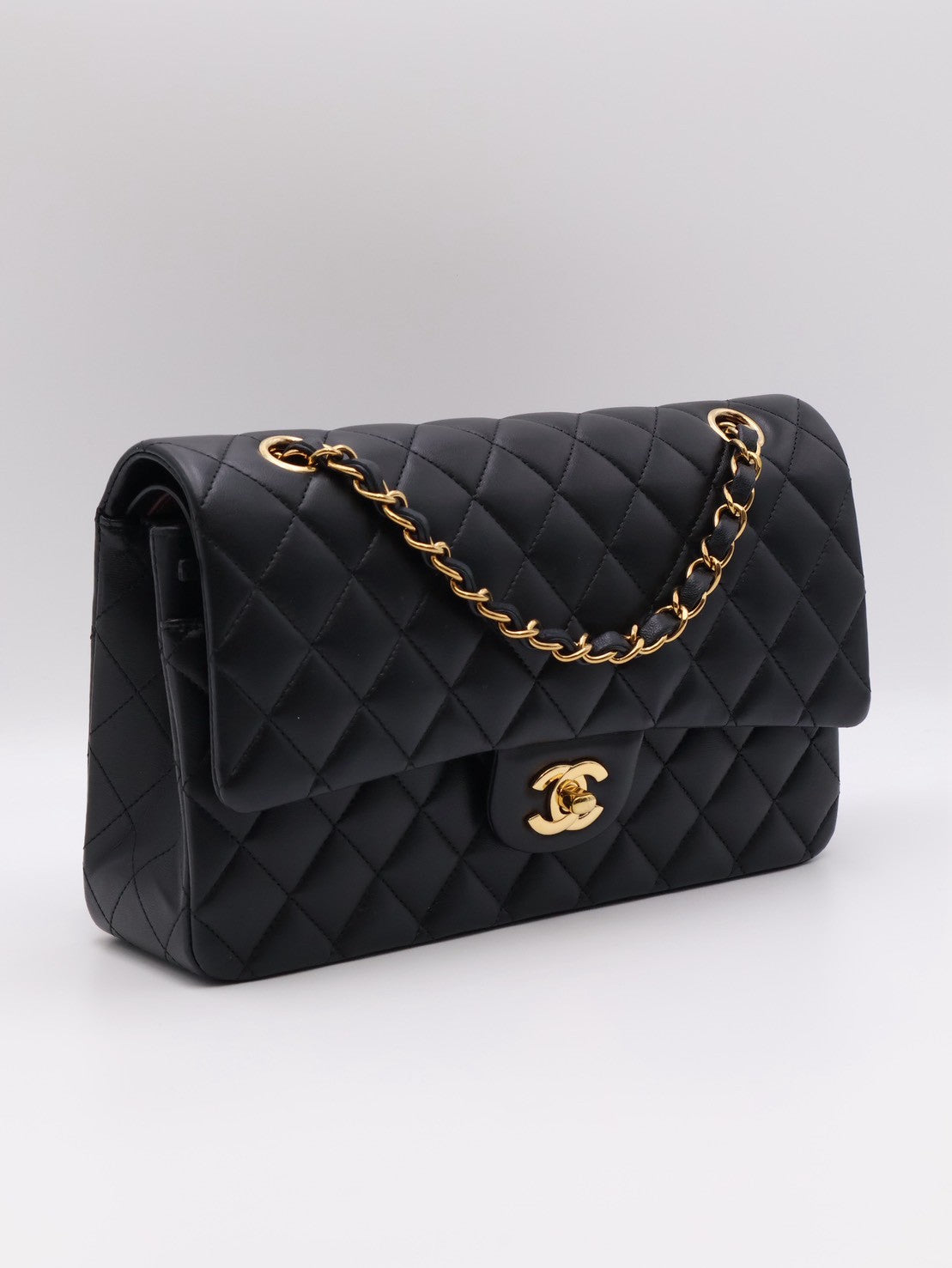 CHANEL 經典口蓋包 CF25 - 羊皮黑金
