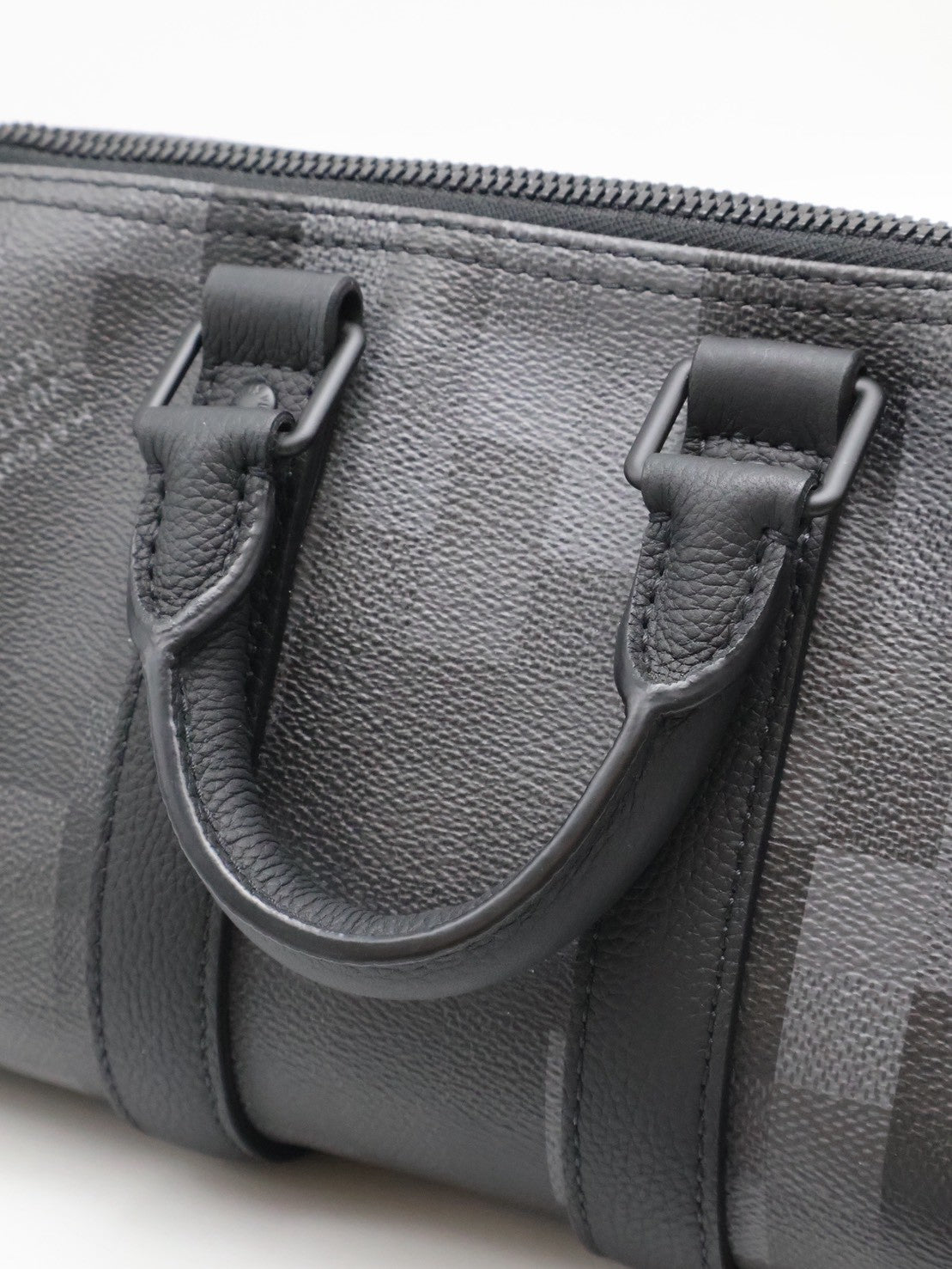 LOUIS VUITTON KeepAll 25 - 像素棋盤格黑