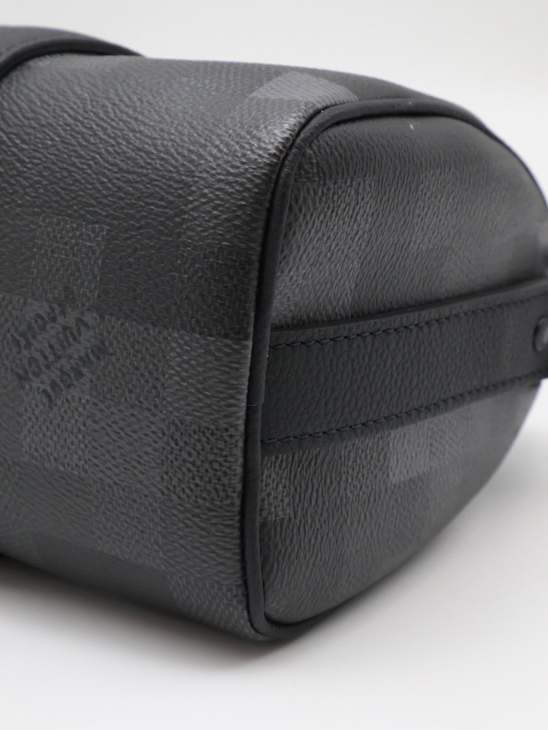 LOUIS VUITTON KeepAll 25 - 像素棋盤格黑