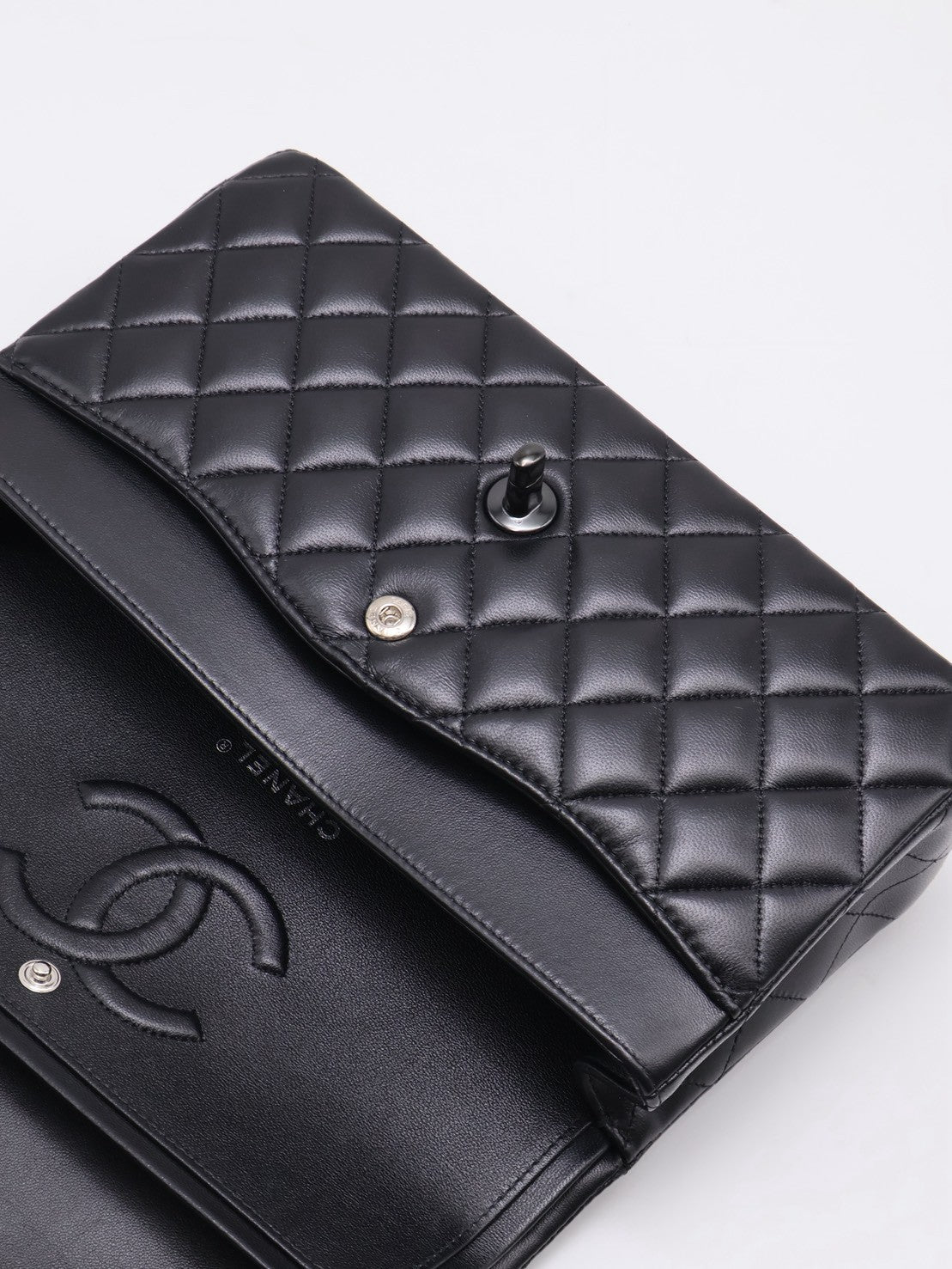 CHANEL 經典口蓋包 CF25 - 羊皮So Black