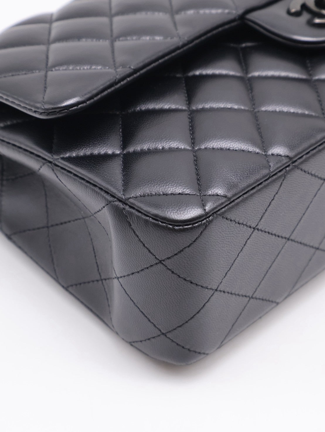 CHANEL 經典口蓋包 CF25 - 羊皮So Black