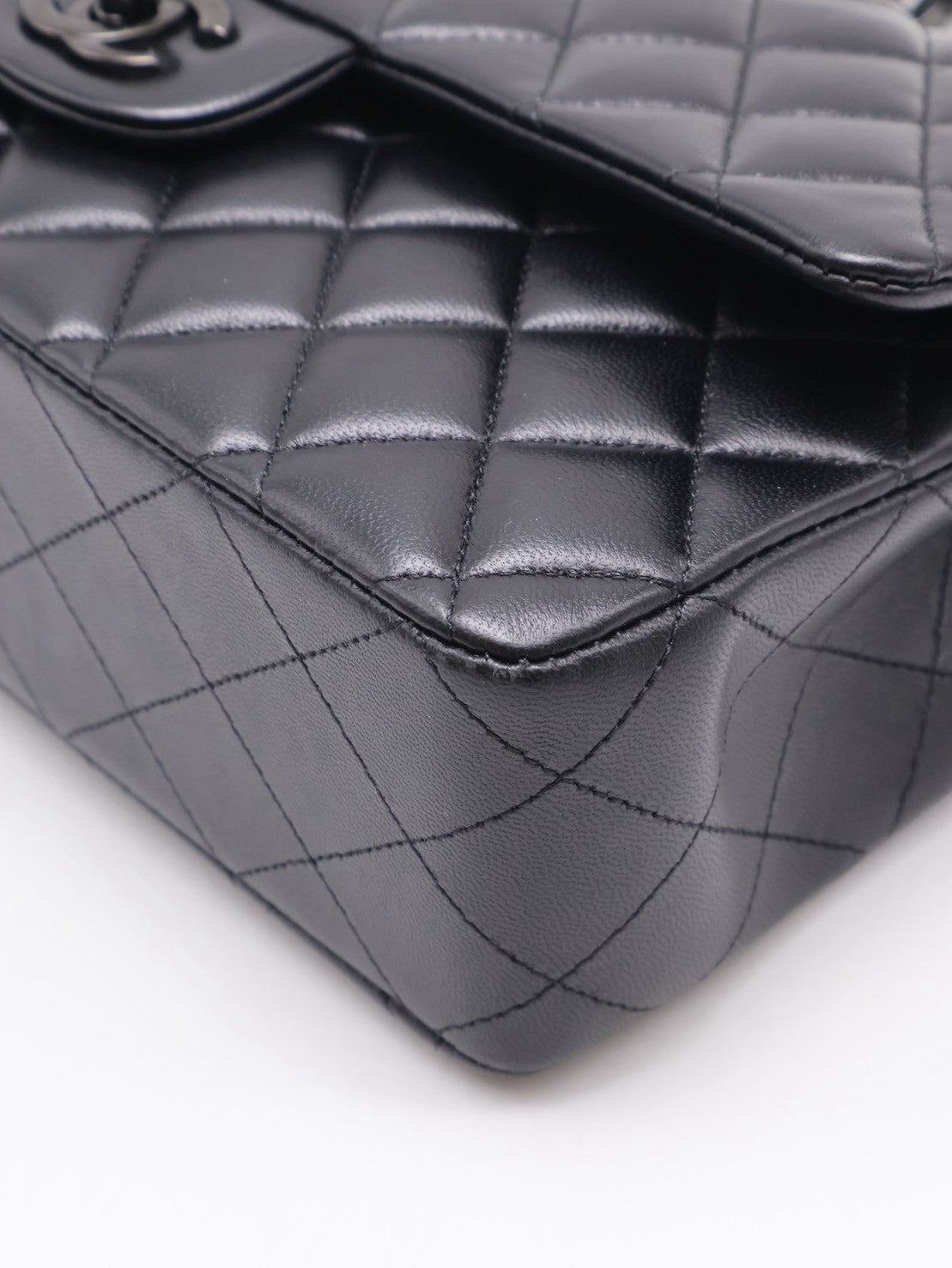 CHANEL 經典口蓋包 CF25 - 羊皮So Black