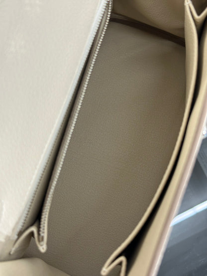 HERMES Kelly 25 - 奶昔白銀 K