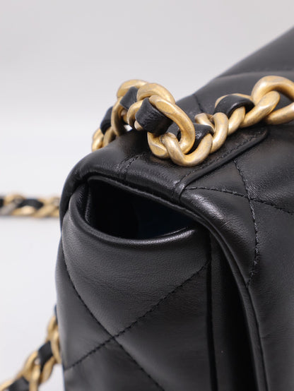 CHANEL 19 Bag 菱格紋羊皮手提肩背包 26 - 黑金30開