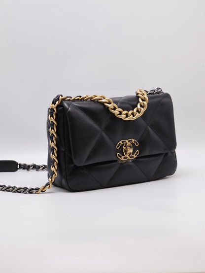 CHANEL 19 Bag 菱格紋羊皮手提肩背包 26 - 黑金30開