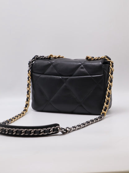 CHANEL 19 Bag 菱格紋羊皮手提肩背包 26 - 黑金30開
