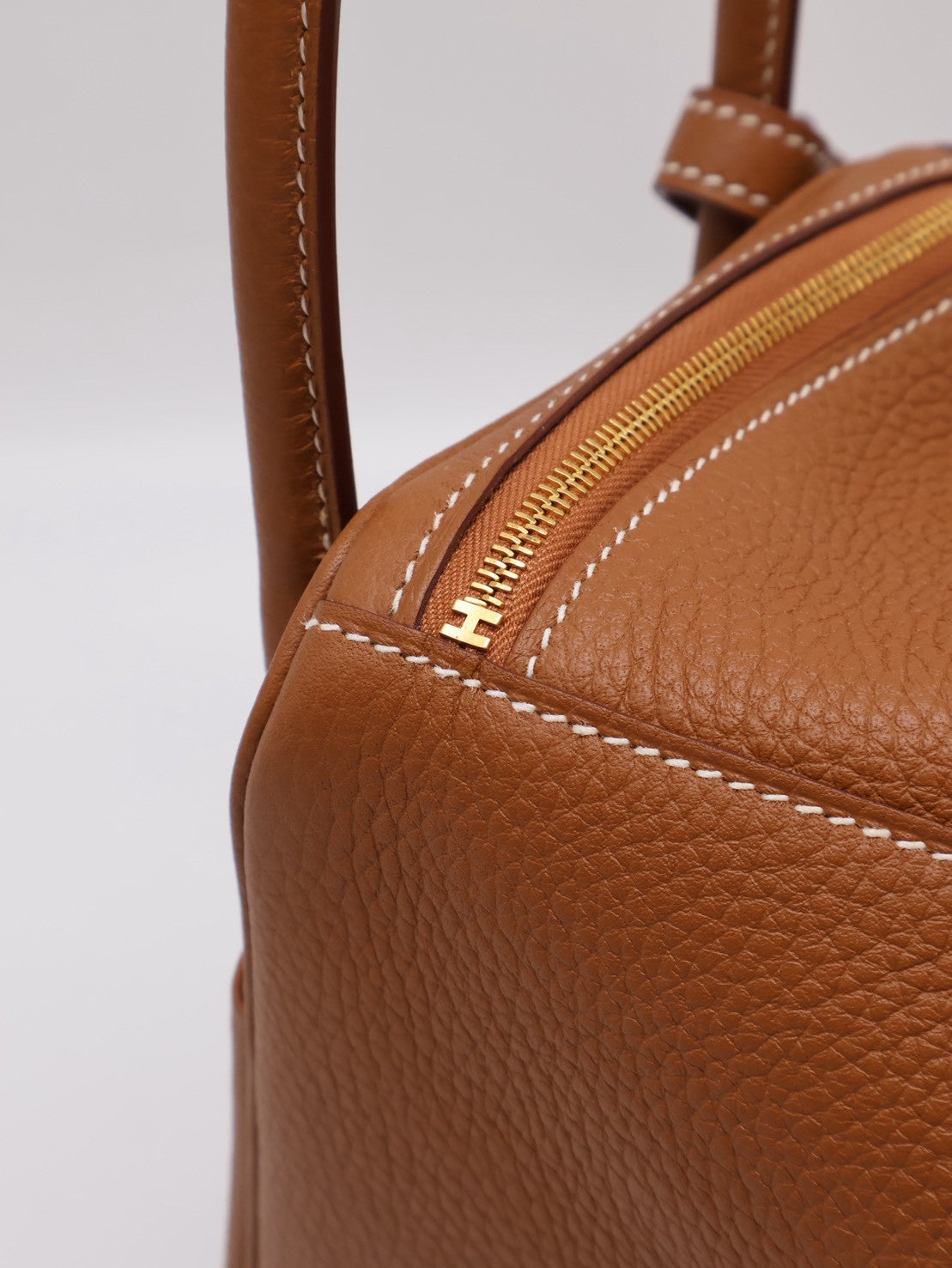 HERMES Lindy 26 - Gold 37 金棕金 Z