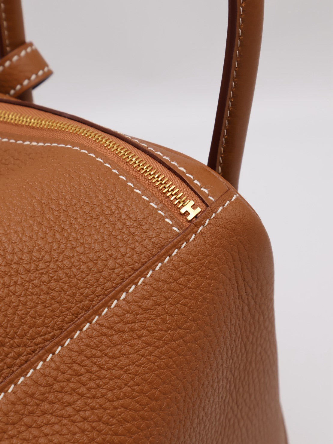 HERMES Lindy 26 - Gold 37 金棕金 Z