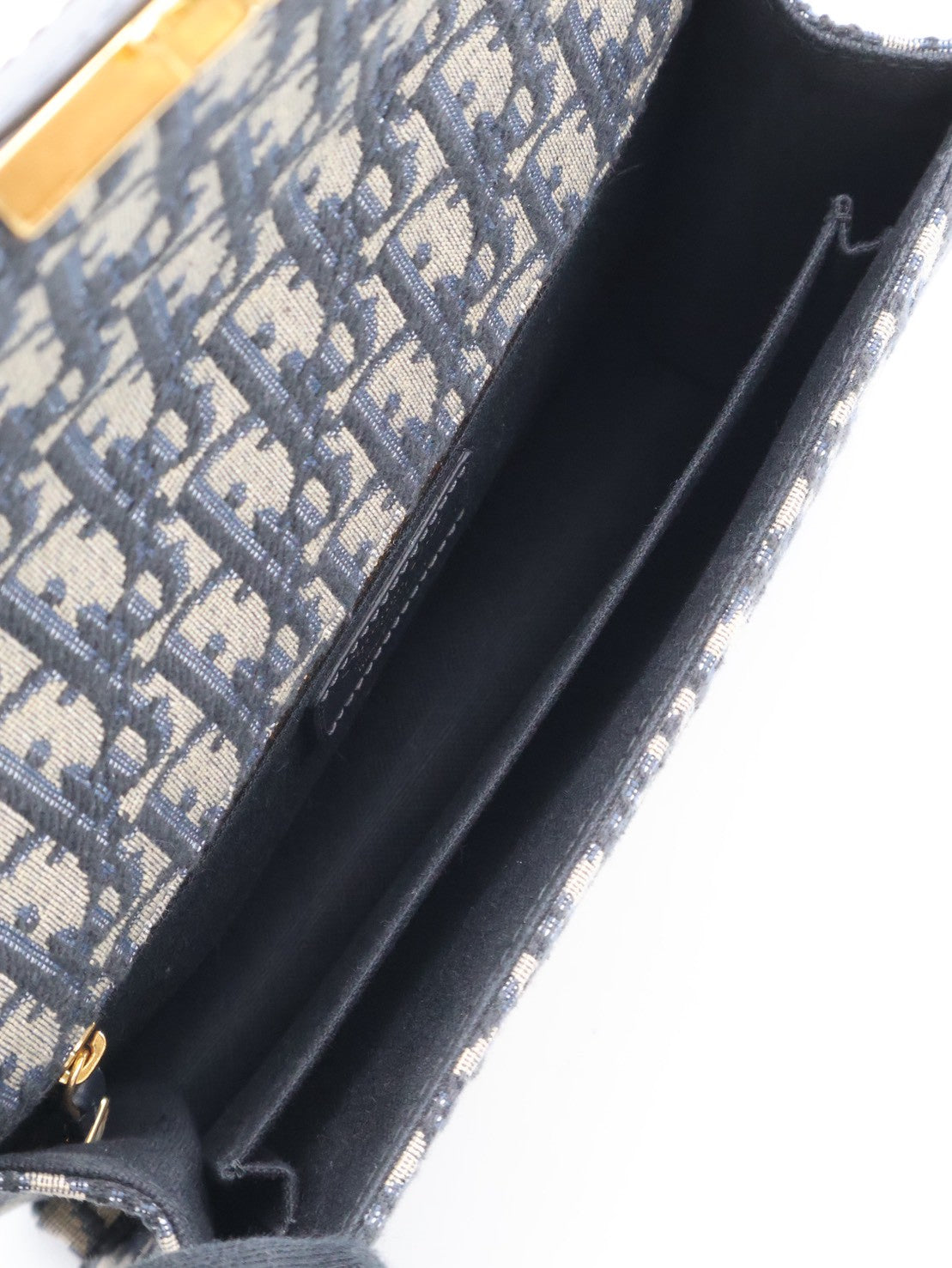 DIOR 30 Montaigne斜背包