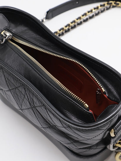 CHANEL 皮穿鍊字母提把雙鍊條流浪包 - 小號黑29開