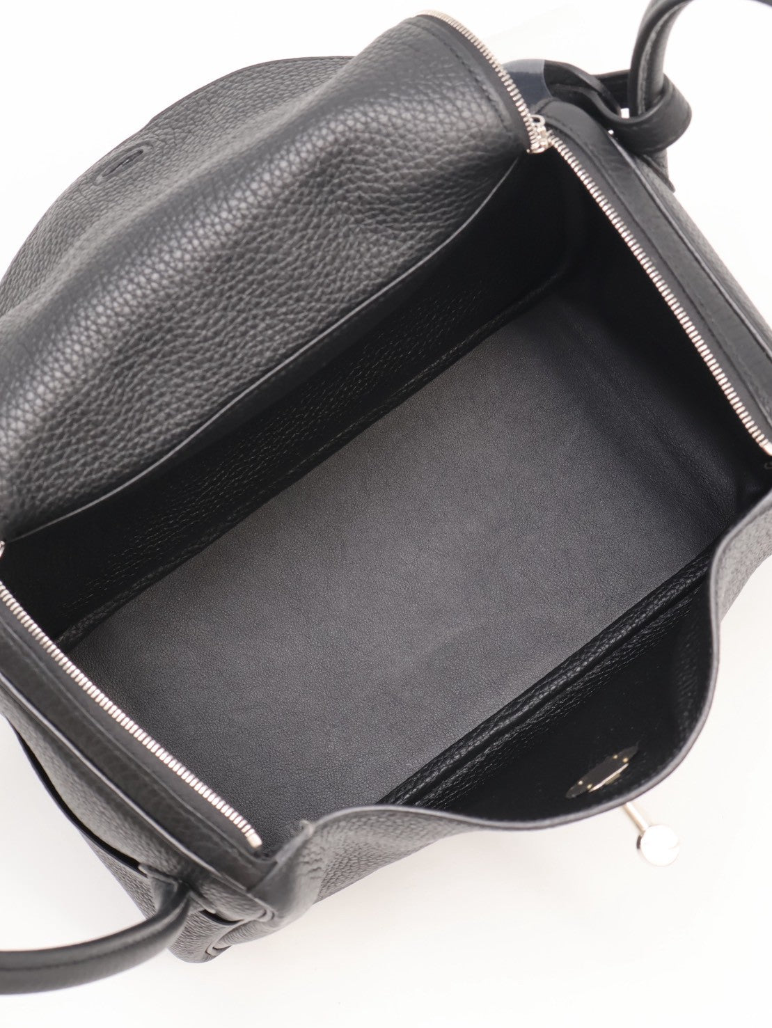 HERMES Lindy 26 - Noir 89 黑銀 U