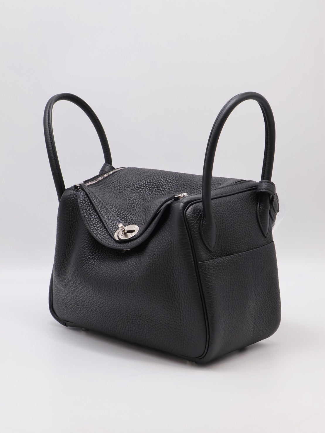 HERMES Lindy 26 - Noir 89 黑銀 U
