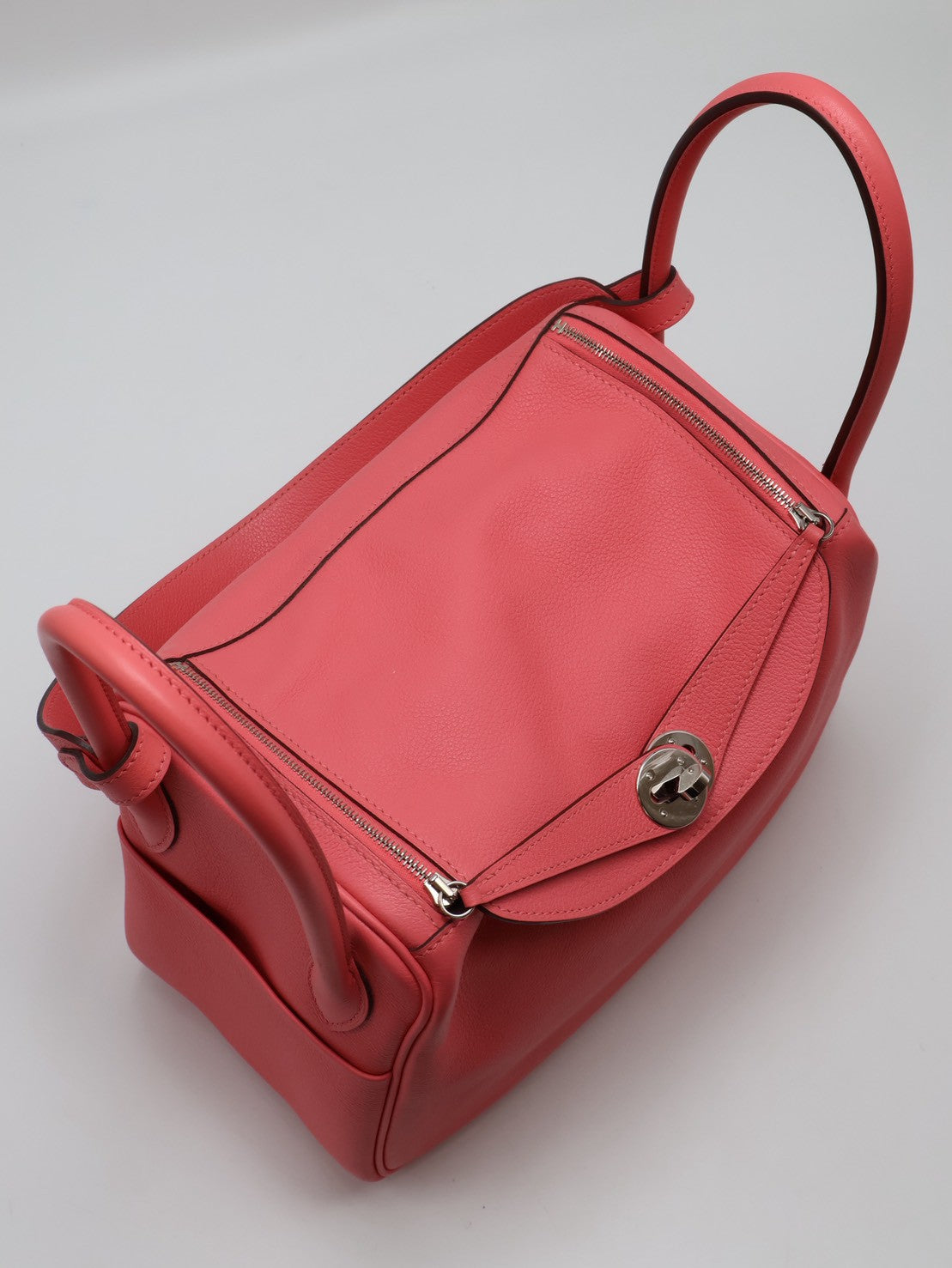 HERMES Lindy 26 - Rose Azalee 8W 唇膏粉銀 A