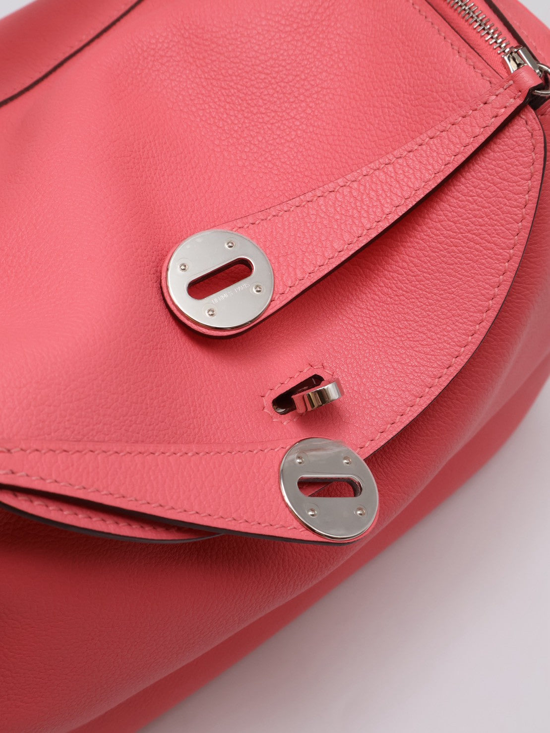 HERMES Lindy 26 - Rose Azalee 8W 唇膏粉銀 A